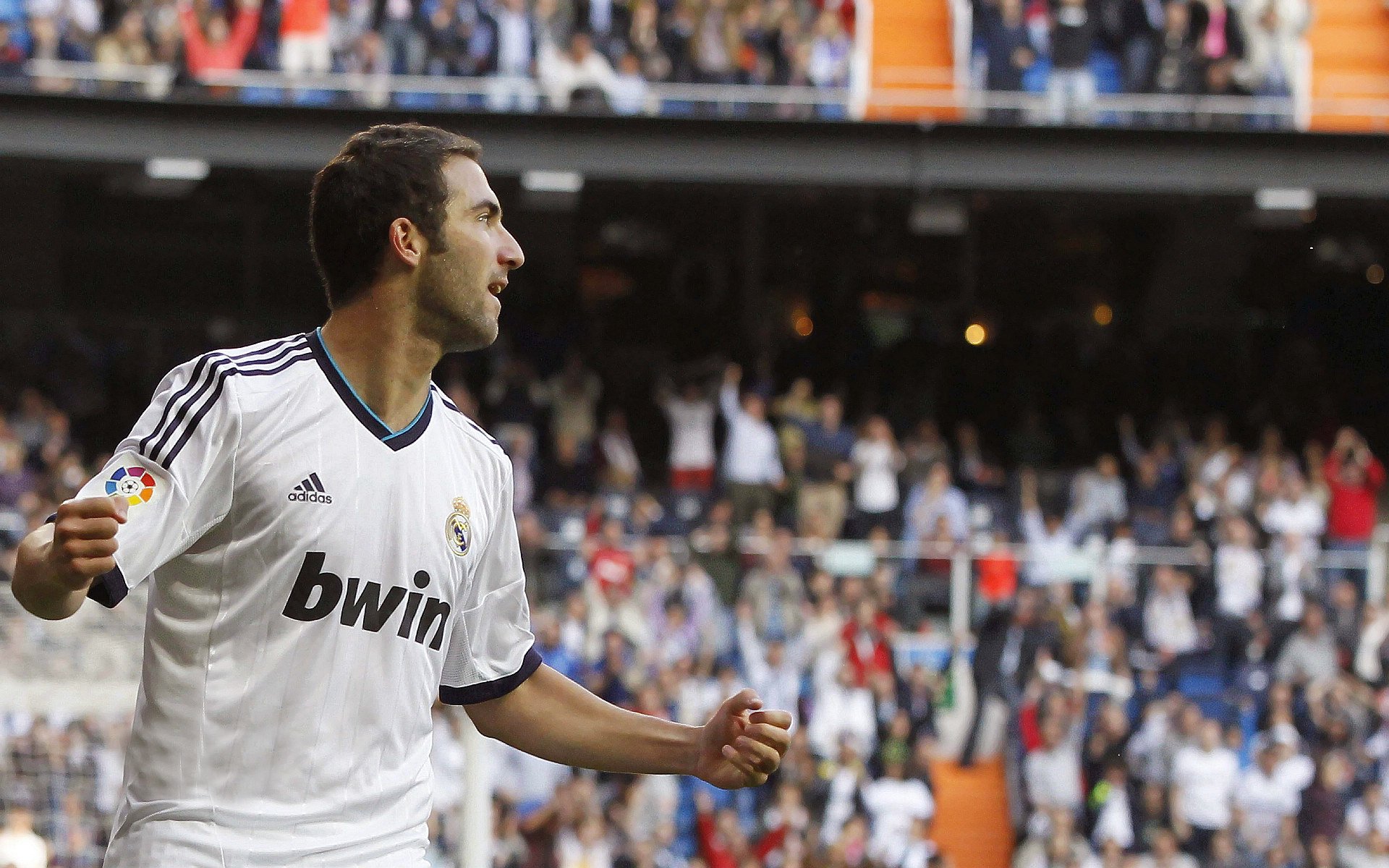 火箭淘汰国王,武切维奇在西甲国家德比接管比赛,跨越时空的统治力