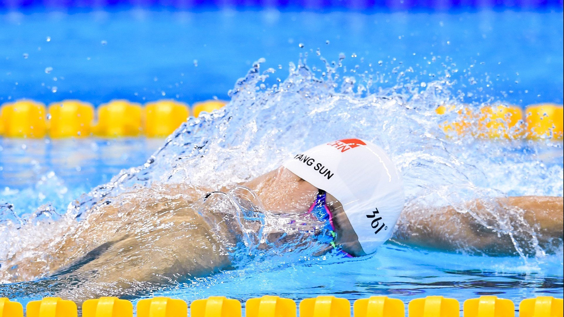 梅西爆发破僵局，比利亚雷亚尔逆转瑞典启示录